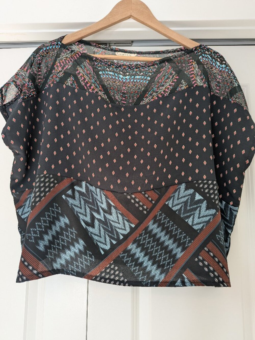 Tuesday brand Navy Gauzy Scarf Top - Sz S/M